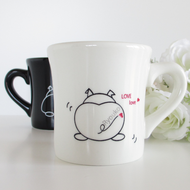 口ではハッキリ言えないそんなもどかしさをおしりで表現した「恋するおしり」夢玉手箱にしかないデザインです。